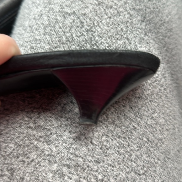 Prada kitten heels - Picture 3 of 8